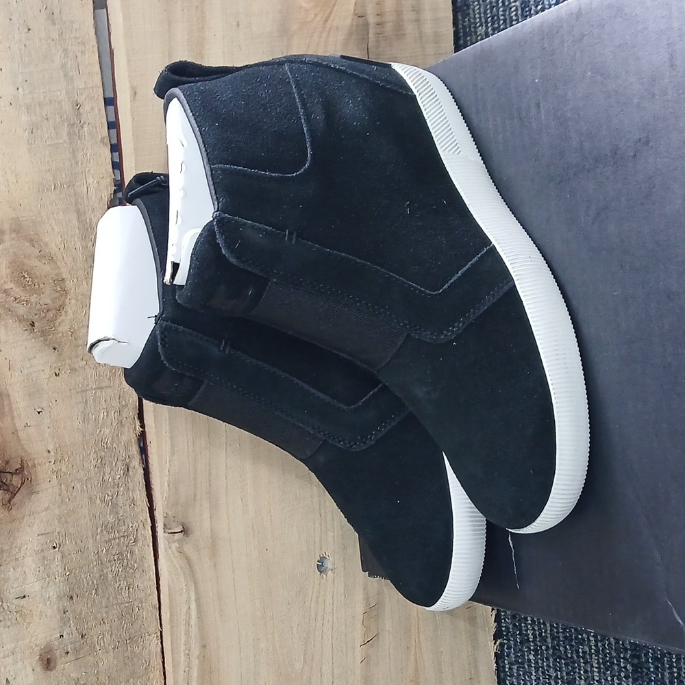 Sorel NWT Black Out N About Slip on Wedge shoes 8.5 Waterproof - Picture 2 of 7